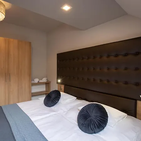 Atrium & Cafe Oda ve Kahvaltı Sopron