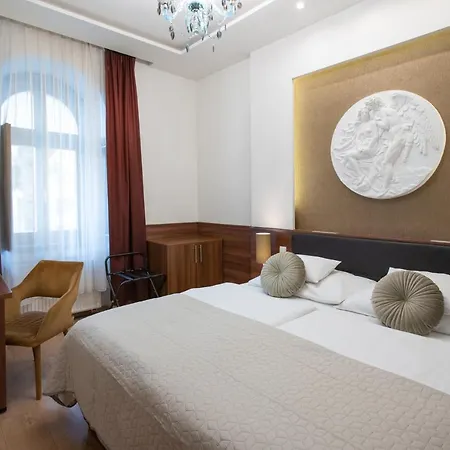 Atrium & Cafe 3* Sopron