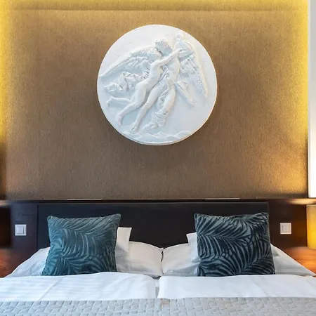 Oda ve Kahvaltı Atrium & Cafe