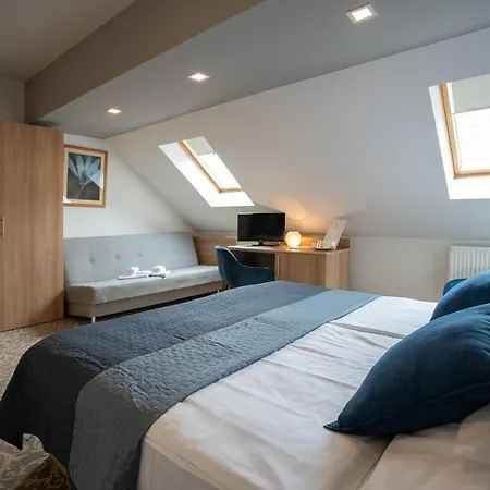 Oda ve Kahvaltı Atrium & Cafe 3*