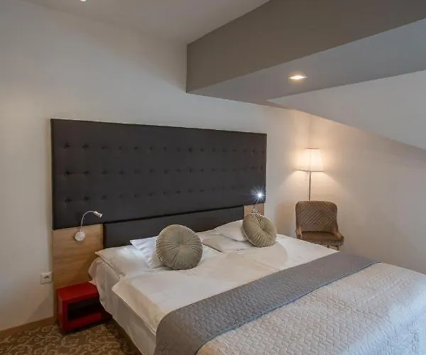 Couette-café átrium Rooms&café Sopron